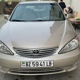 Toyota Camry 2004