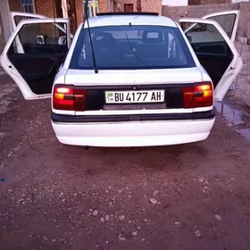 Opel Vectra 1992