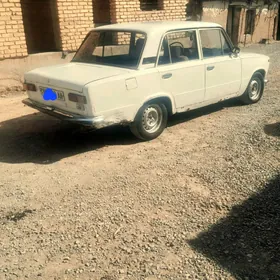 Lada 2104 1988