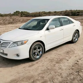 Toyota Camry 2010