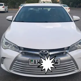 Toyota Camry 2016