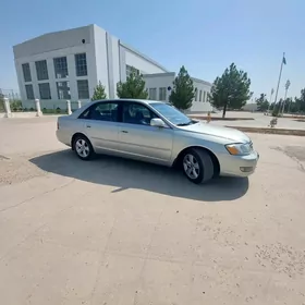 Toyota Avalon 2000