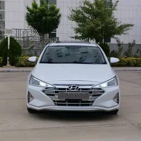 Hyundai Elantra 2020