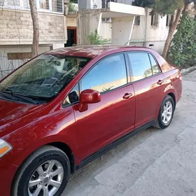 Nissan Versa 2010