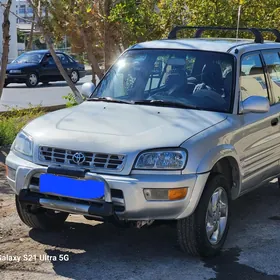 Toyota RAV4 1998