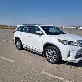 Toyota Highlander 2017