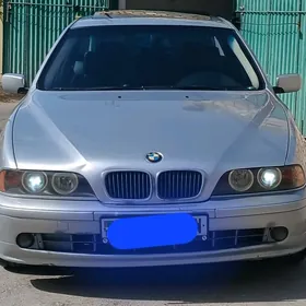 BMW E39 1999