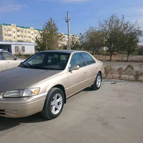 Toyota Camry 1997