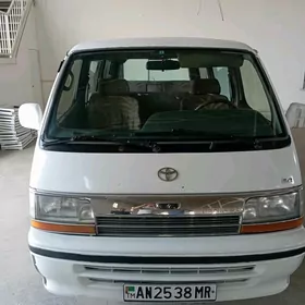 Toyota Hiace 1996