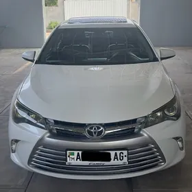 Toyota Camry 2016