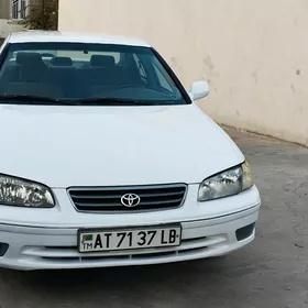 Toyota Camry 1999