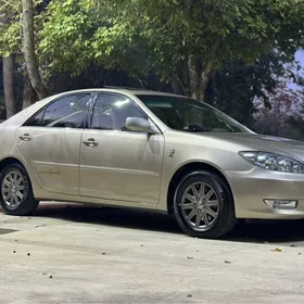 Toyota Camry 2005