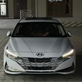 Hyundai Elantra 2021