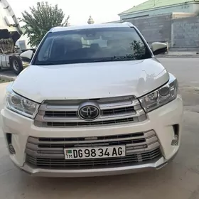 Toyota Highlander 2018