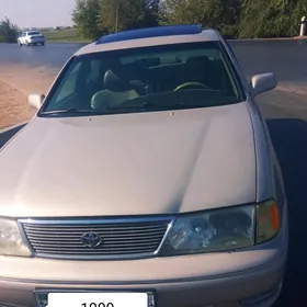 Toyota Avalon 1999