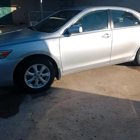 Toyota Camry 2011