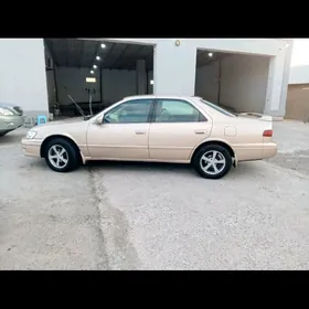 Toyota Camry 2000