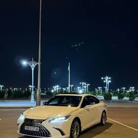 Lexus ES 350 2019