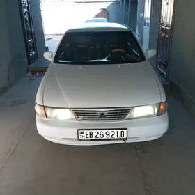 Nissan Sentra 1995