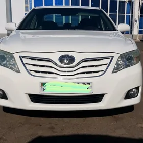 Toyota Camry 2010