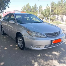 Toyota Camry 2004