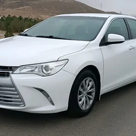 Toyota Camry 2016