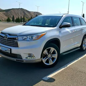 Toyota Highlander 2016