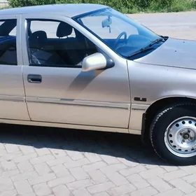 Opel Vectra 1989