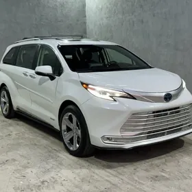 Toyota Sienna 2022