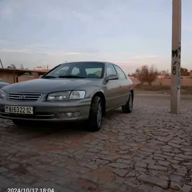 Toyota Camry 2000