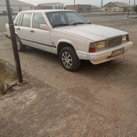 Volvo 740 1989