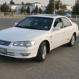 Toyota Camry 2001