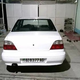 Daewoo Nexia 2000