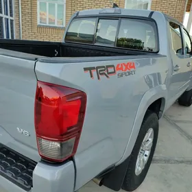 Toyota Tacoma 2019