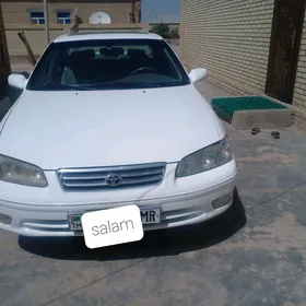 Toyota Camry 1999