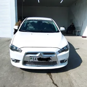 Mitsubishi Lancer 2013