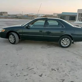 Toyota Camry 2000