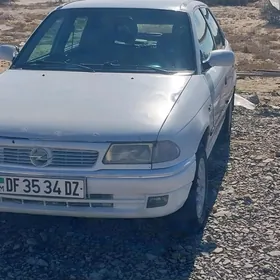 Opel Astra 1995