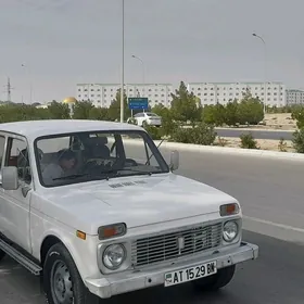 Lada Niva 1988