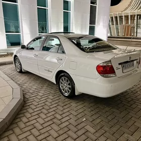 Toyota Camry 2005