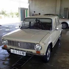 Lada 2104 1980