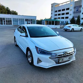 Hyundai Elantra 2019