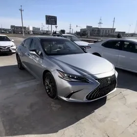 Lexus ES 350 2022