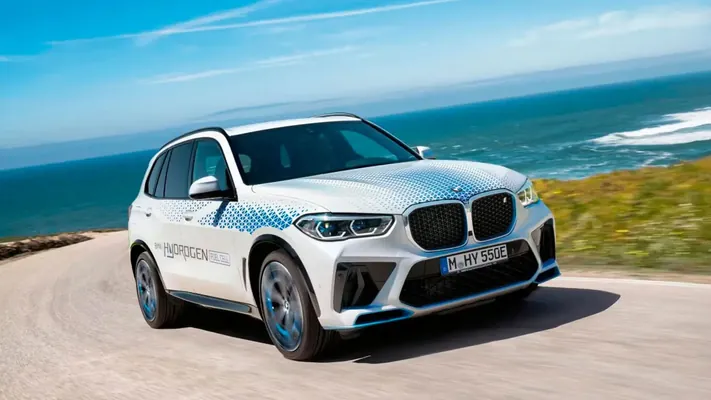 BMW готовится к серийному выпуску водородных машин: в чем их преимущества?
