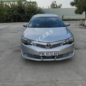 Toyota Camry 2012