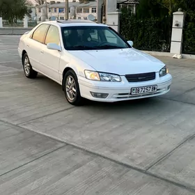 Toyota Camry 2001