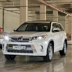 Toyota Highlander 2017