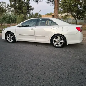 Toyota Camry 2012