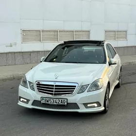 Mercedes-Benz E350 2010