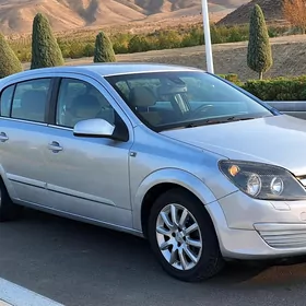 Opel Astra 2004